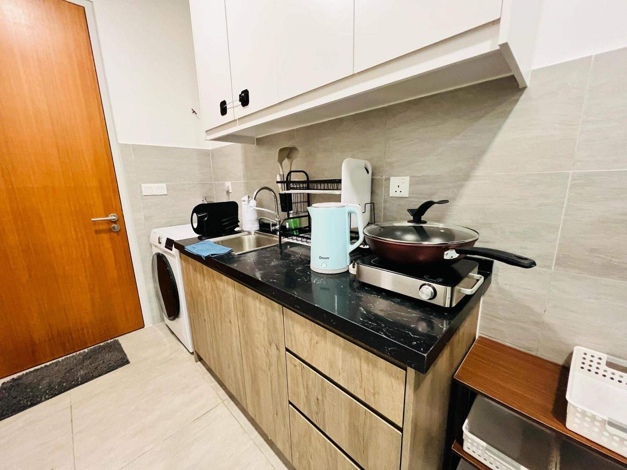 Apartment Sunsuria Forum By Deurban Shah Alam